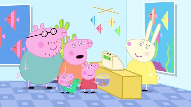 Peppa Pig Explores The Aquarium!