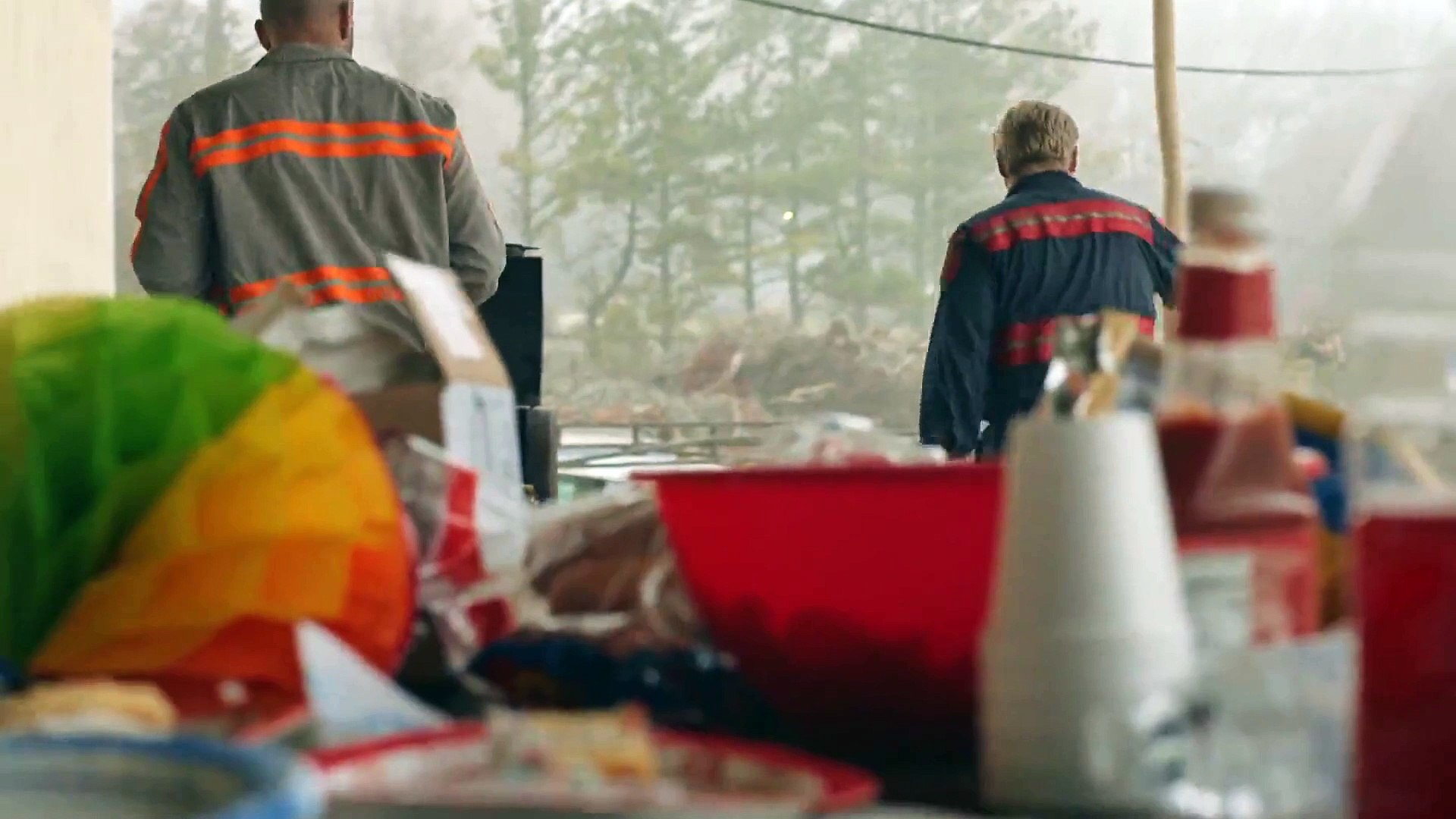 Assistir Abaixo da Terra Online em HD