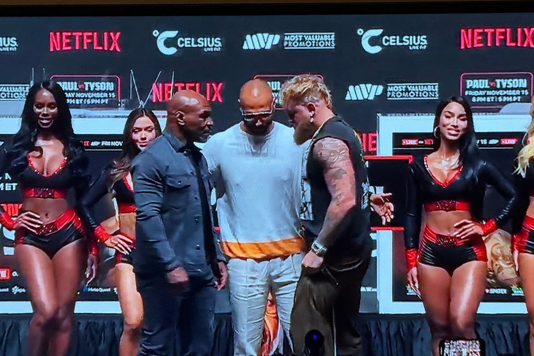 En el face to face de Mike Tyson y Jake Paul ya se respira la tensión