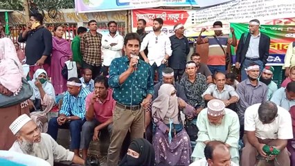 নকল নবীশদের চাকুরি জাতীয়করণের দাবীতে জাতীয় প্রেসক্লাবের সামনে চলমান অবস্থান কর্মসূচি