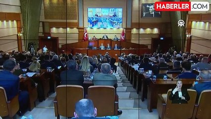 İBB Meclisi'nde Tartışmalı Toplantı: AK Parti Grubu Çıktı