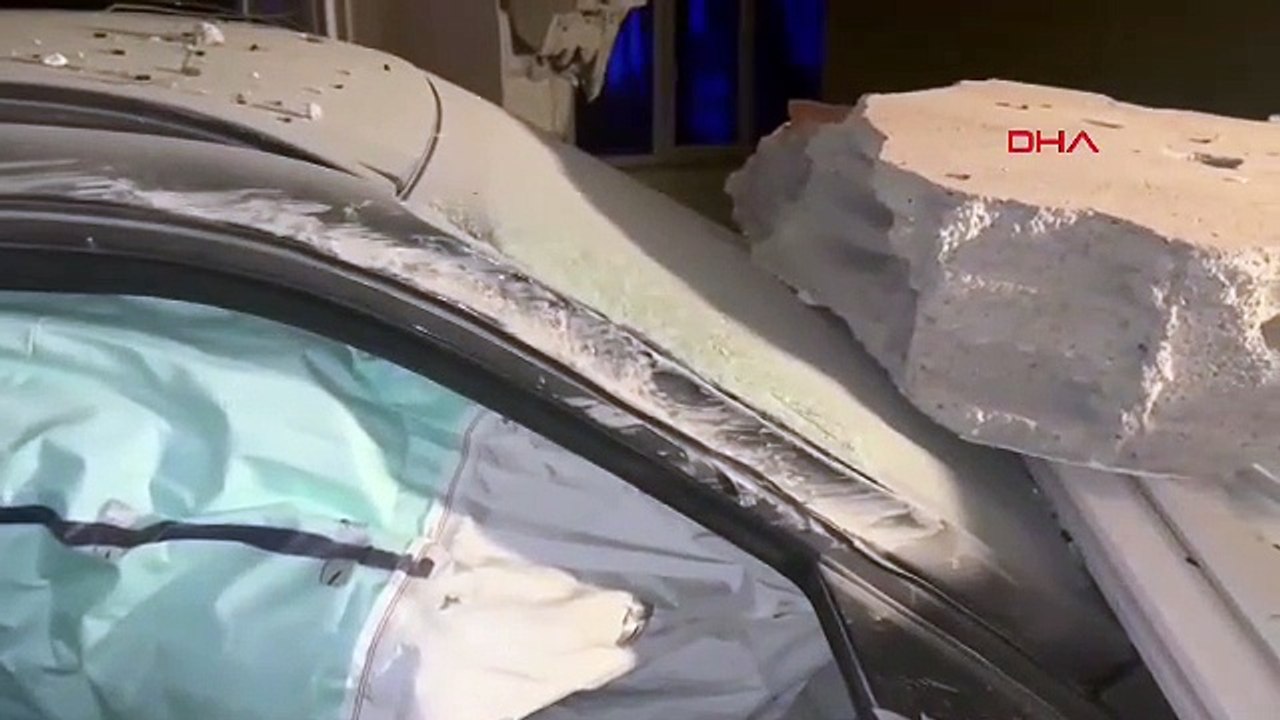 Garaja değil eve girdi... Duvarı delip salona daldı