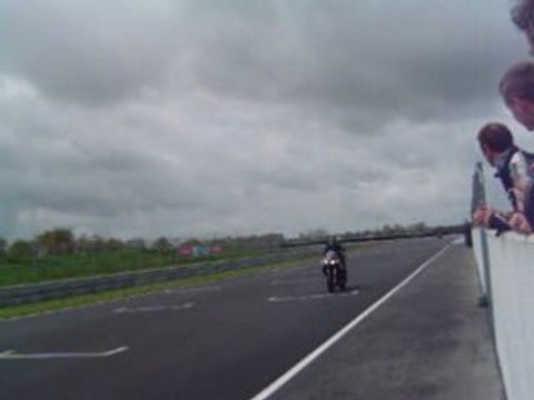 ESSAI BUELL 1125 R VAL DE VIENNE