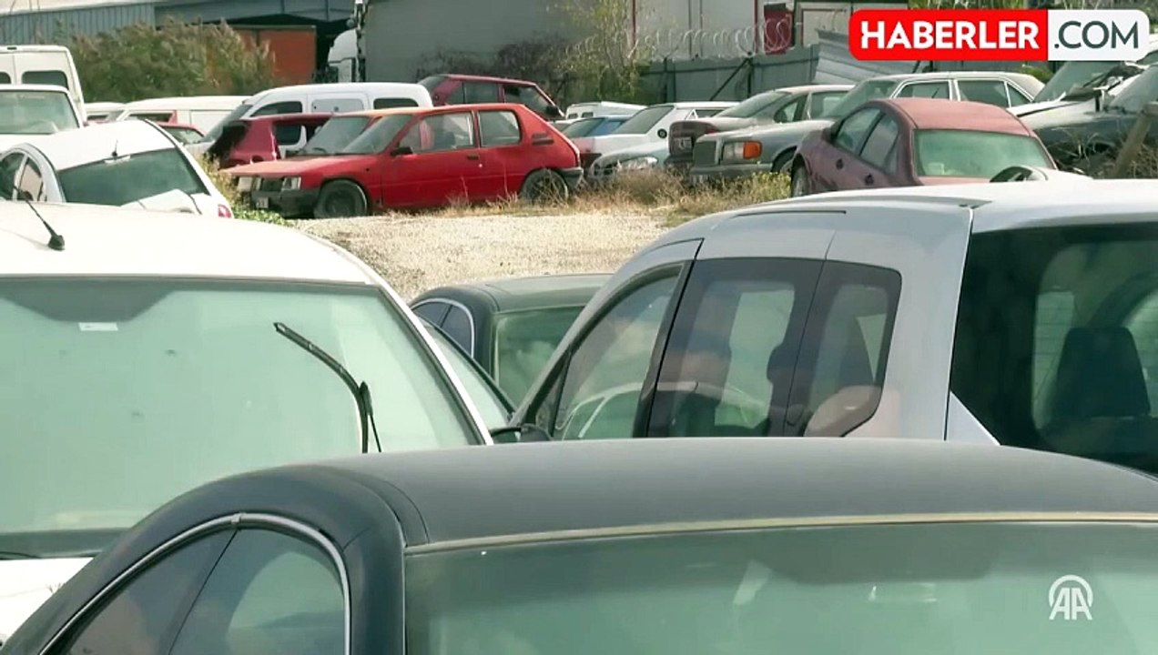 Yediemin otoparkındaki araçları satın alacak kişiler trafik cezası ve vergi ödemeyecek