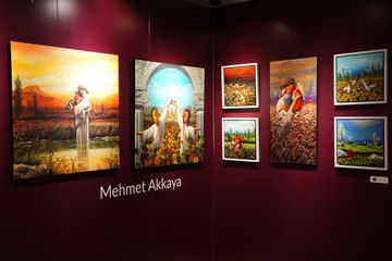 İstanbul'daki fuar sanat ve antika tutkunlarını buluşturuyor