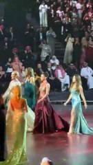 نهاية حفل إيلي صعب 1001 موسم في الرياض