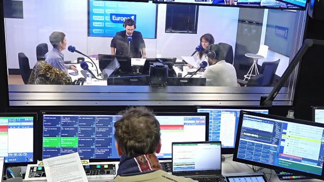 Europe 1 gagne des auditeurs et le succès de la série française «La cage» sur Netflix
