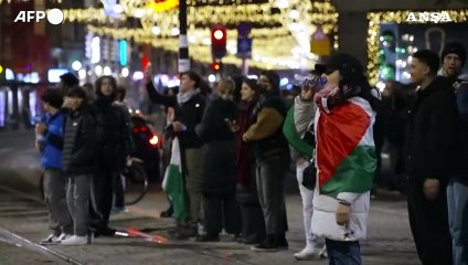 Vietato un raduno pro-palestinesi ad Amsterdam, decine di arresti