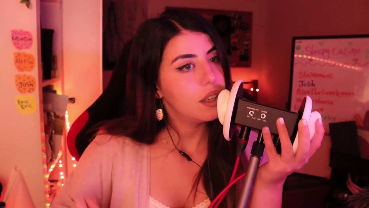 ❤️ASMR Crispy Mouth Sounds❤️ With Soft Kisses ❤️ Tingly Confort & LOVE Tongue Fluttering