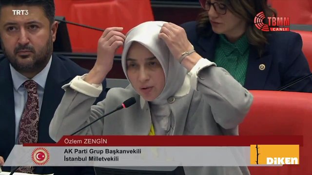 TBMM Genel Kurulunda konuşan AK Partili Özlem Zengin, İzmir'deki yangında ölen 5 kardeşe ilgili tepki çeken sözlerine ilişkin Benim hayatım bu evlerin içinde geldi geçti. Soyadım zengin olduğu için ironi yapanlar var. Ben siyaset yaparken buralara kanat