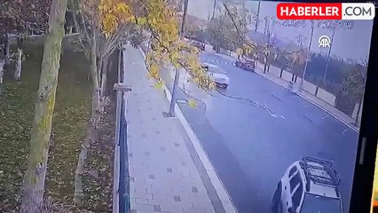 Kaldırımda yürürken araba çarpan hemşire hayatını kaybetti