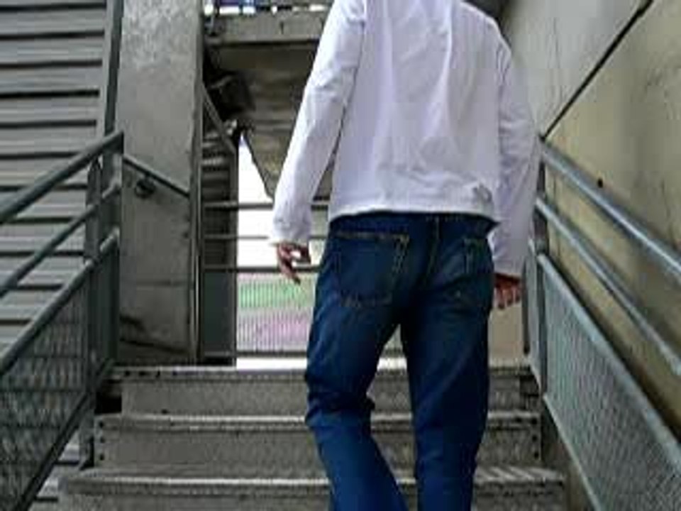 Moi... qui loupe une marche...