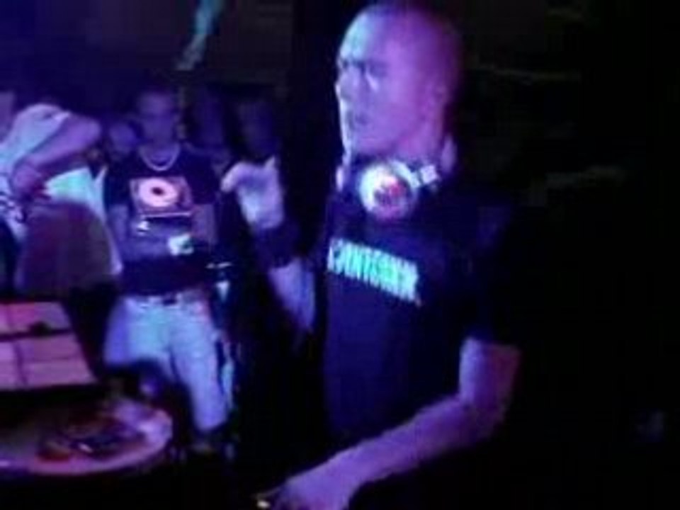 Headhunterz 4