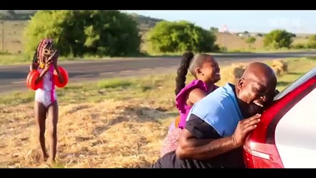 Disaster Holiday Bande-annonce VO