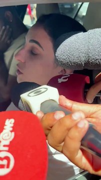 Patroa de um dos filhos das vítimas do elevador que desabou chega no local do incidente