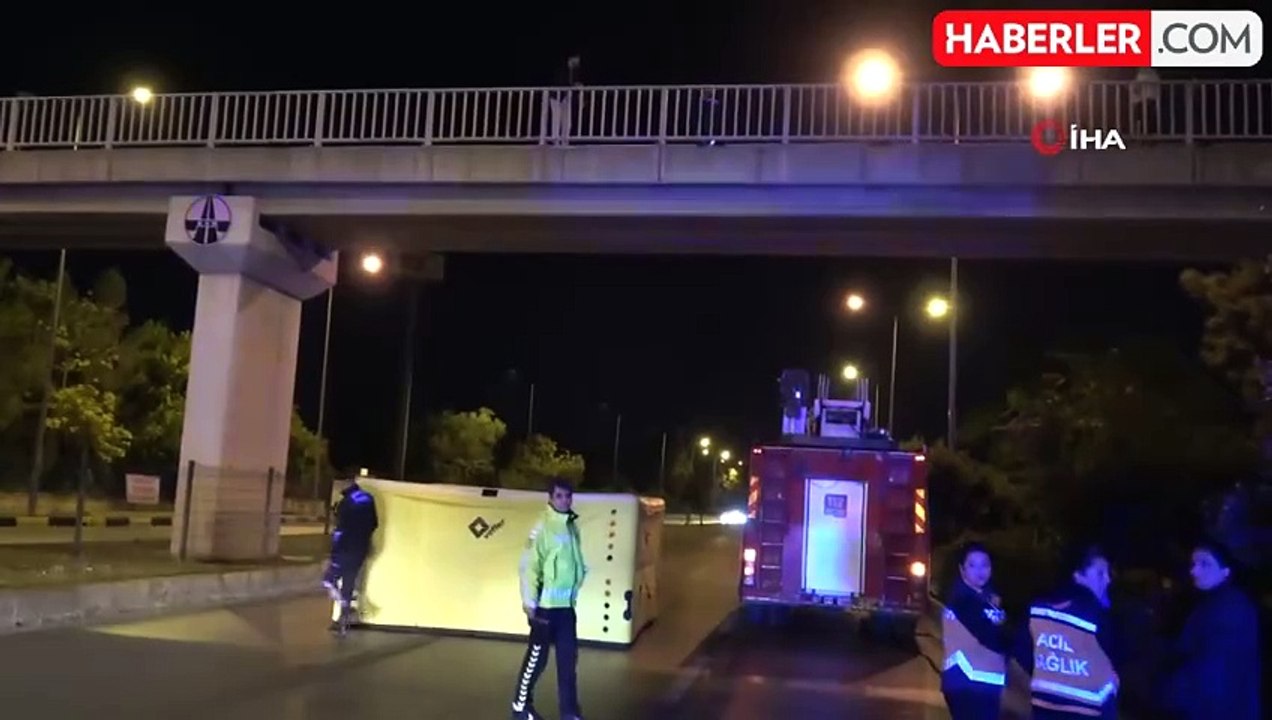 Motokurye, Üst Geçitte İntihar Girişimini Engelledi