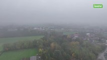 L'église au milieu du village : Avernas-le-Bauduin