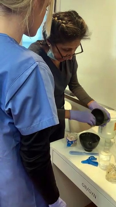 Dental Assistant