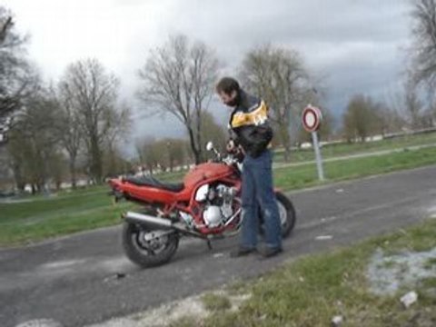 Arrow Replica sur Bandit 600