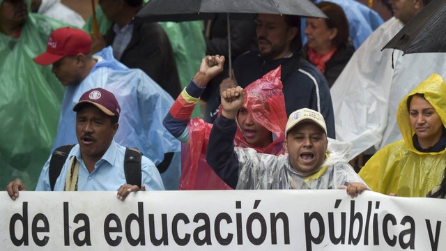 Docentes de colegios públicos en el país mostraron su inconformidad con el sistema de salud