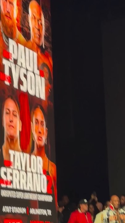 #Boxe 🥊✅#JourJ #vendredi 15 novembre 2024, le #sulfureux #JakePaul va #affronter la #légende de la discipline #MikeTyson (58 ans) au AT & T Stadium d’Arlington, au #Texas. #IronMike est de retour ⏮️ #atandt #arlington #atandtstadium #texas