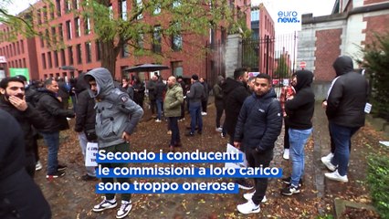 I conducenti delle app di servizio taxi protestano a Bruxelles