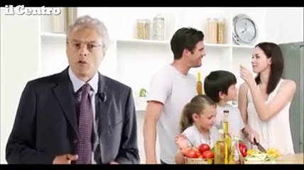 Spiagge hawaiane e medici stile Grey's Anatomy, ecco lo spot elettorale di Gianni Chiodi (Fi)