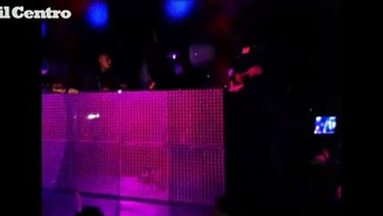 L'Aquila, Skin infiamma il Set action stage