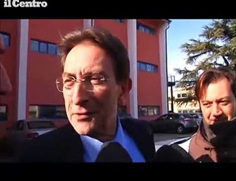 L'Aquila, Cialente lascia e attacca il governo: Ora si dimetta anche il ministro Trigilia