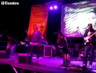 Concerto ecologico alimentato da 128 ciclisti