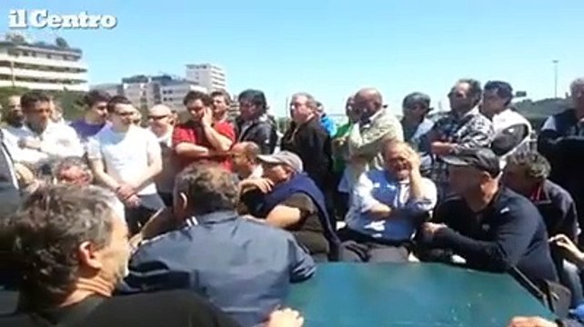 Pescara, la minaccia della marineria: asse attrezzato occupato ad oltranza