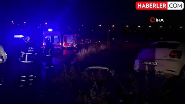 Diyarbakır'da Hemzemin Geçitte Tren Otomobile Çarptı