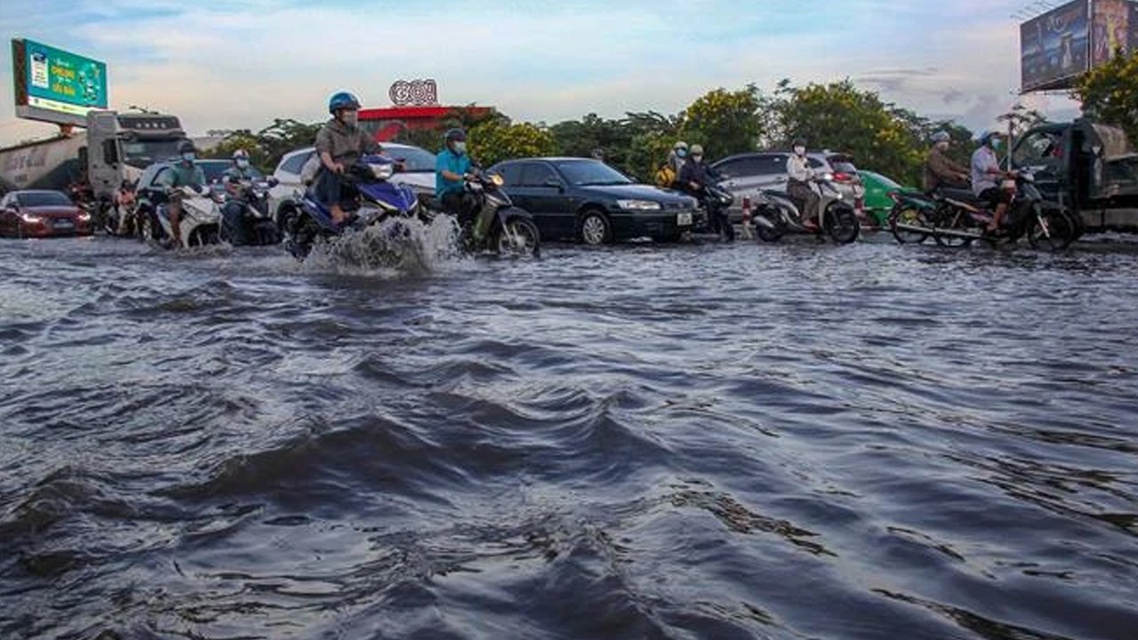 Thời tiết ngày 16/11: Nam Bộ triều cường vượt báo động 3, cảnh báo ngập lụt nhiều khu vực