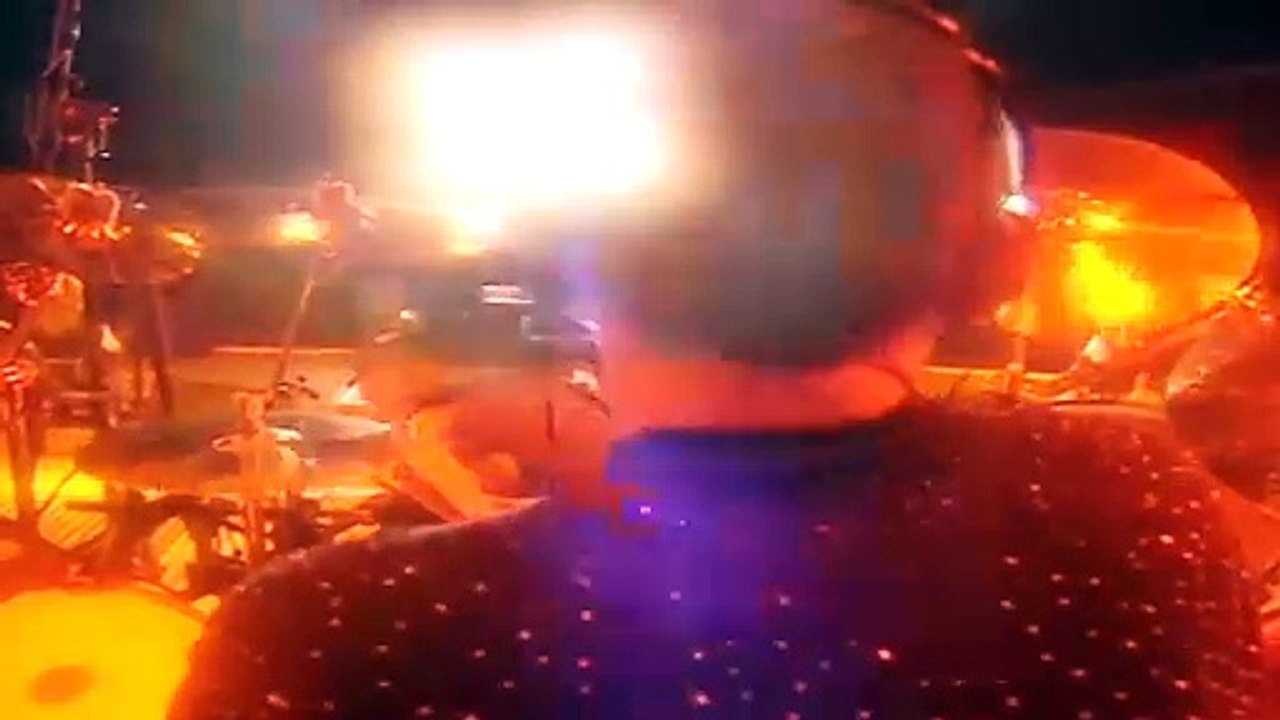 ELTON JOHN — Saturday Night's Alright For Fighting | Elton John — Live In Barcelona · 1992