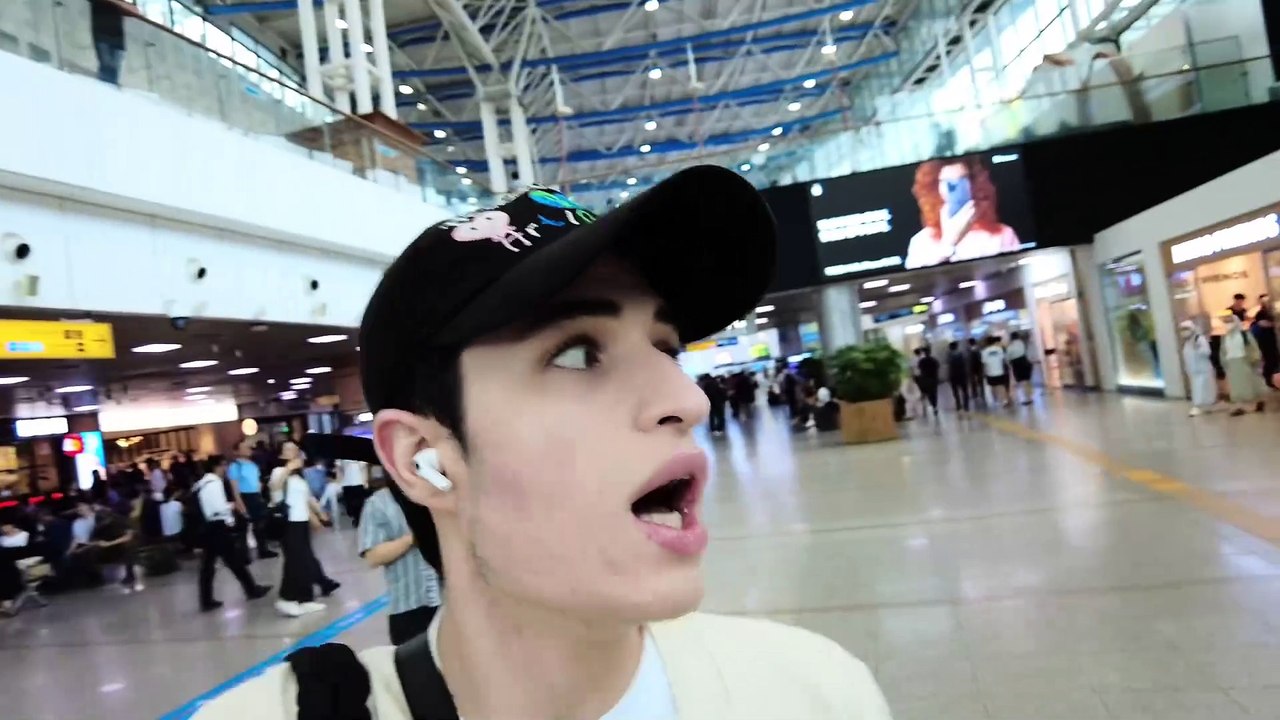 viajé yo solo a BUSAN, salí con un K-pop trainnee¿!, cafe del padre de JIMIN y comida COREANA 🇰🇷🍤