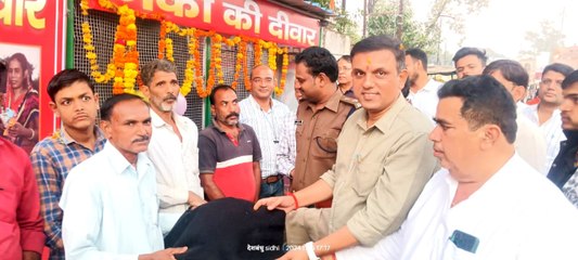 ज्यादा हो तो दे जाएं, जरूरत हो तो ले जाएं