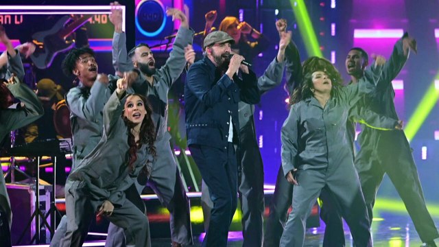 El dominicano Juan Luis Guerra triunfa en los Grammy Latinos en Miami