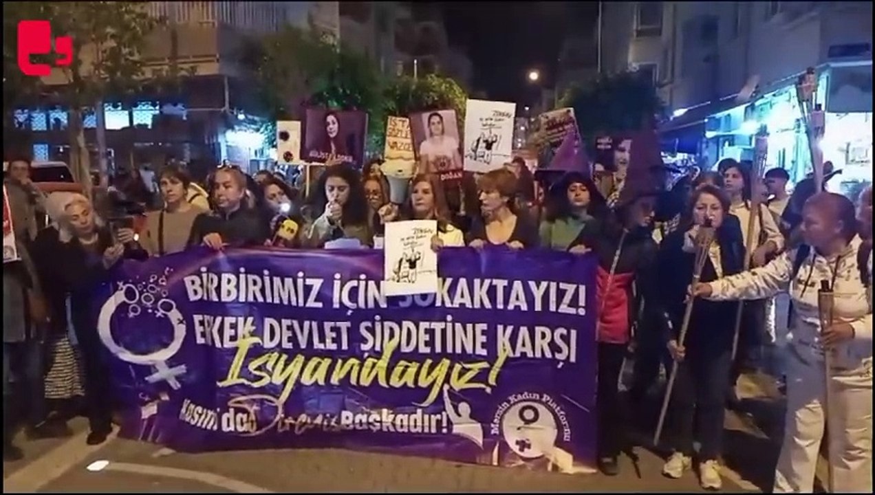 Kadınlardan Mersin'de meşaleli yürüyüş: 'Eşitliği, özgürlüğü, hayatı isyanımızla geri alacağız'