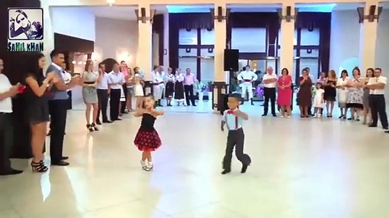 Chal hatt beautiful baby dance