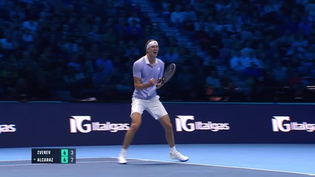 Zverev books ATP Finals semi-final spot with thrilling Alcaraz win