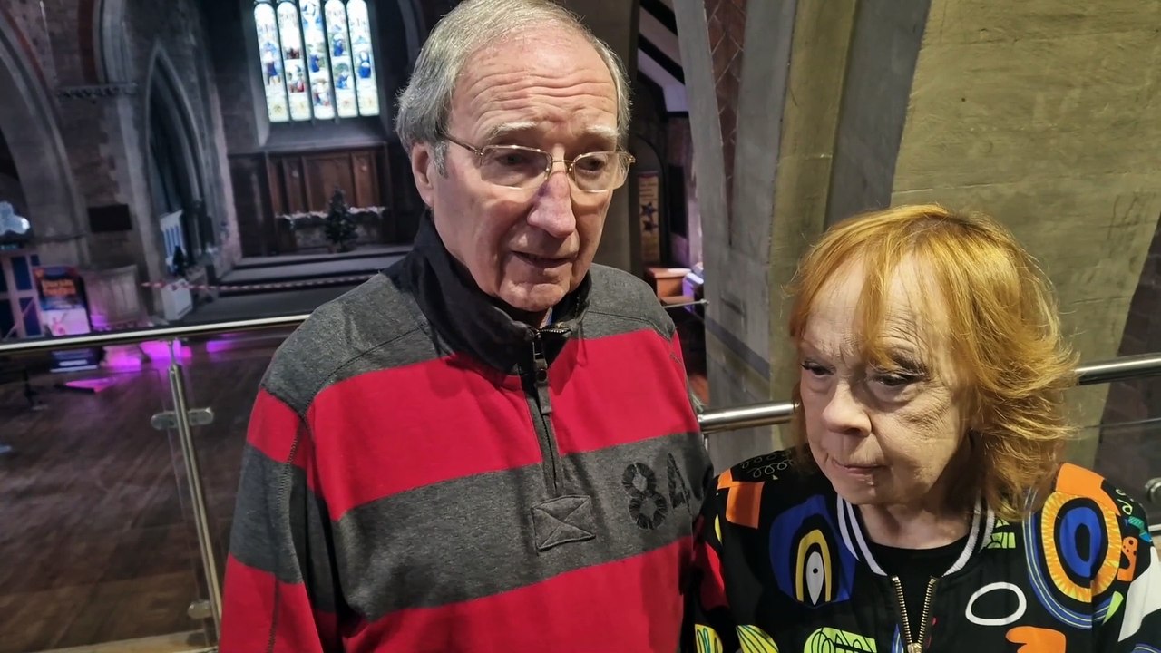 Stourbridge theatre group overcome roof collapse with unique way of putting on Christmas show
