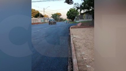 Placa de PARE caída provoca apreensão em moradores no Brasília