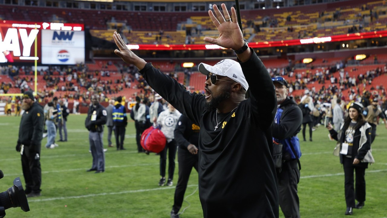 Mike Tomlin Preps Steelers for Rivalry Game with Ravens