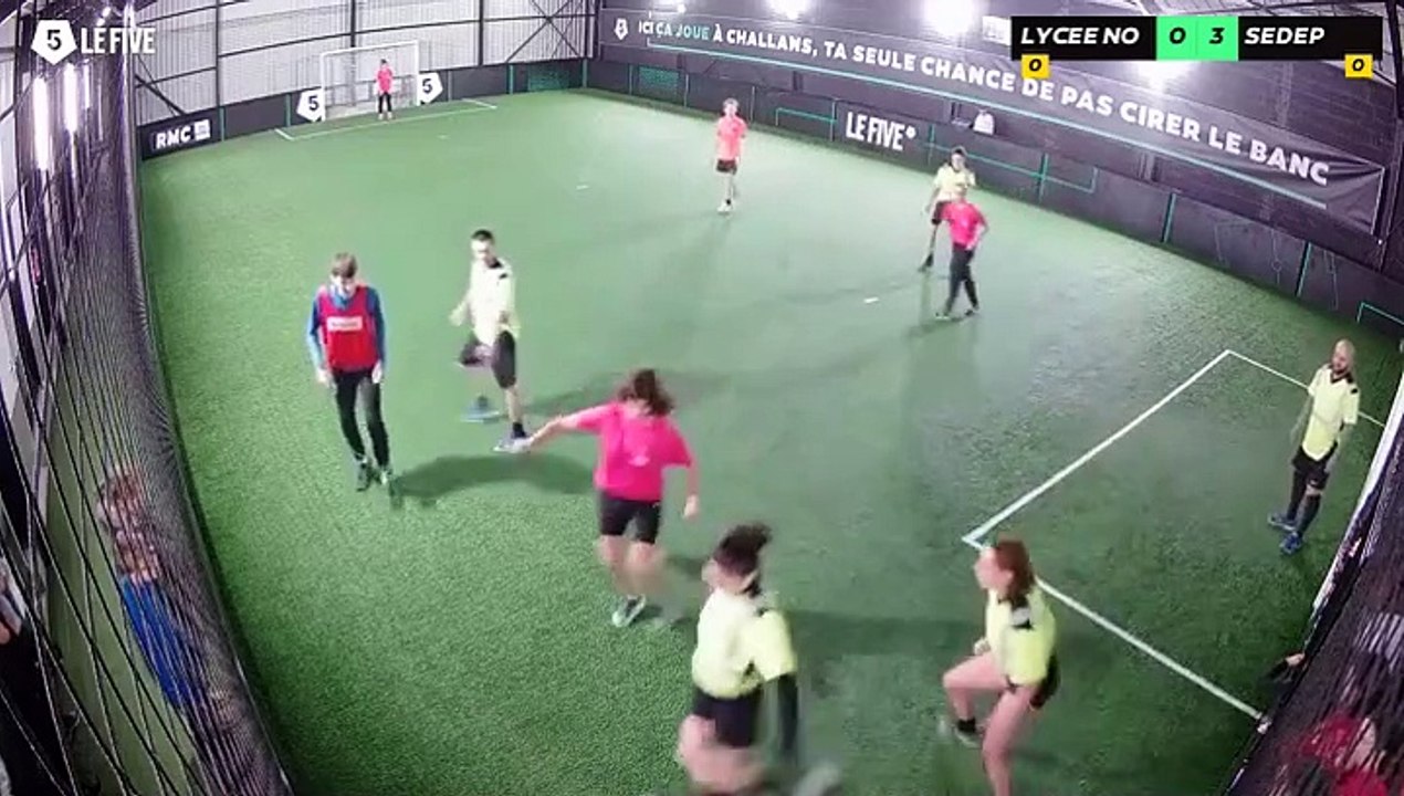 Lycee Notre Dame - Sedep 15/11 à 22:02 - Football Terrain 1 (LeFive Challans)