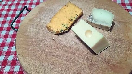 Guess whar kind of cheeses are these!