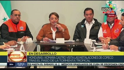 Presidenta de Honduras visita COPECO tras paso de tormenta Sara
