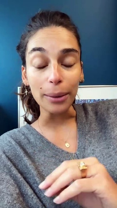 "J'espère que vous allez bien (...) Hier j'ai fait une escapade à Bruxelles qui est quand même ma ville de coeur, c'est ma ville de naissance où j'ai passé la plupart de ma vie jusqu'à présent, et je voulais parler des frites..."Tatiana Silva, Instagram
