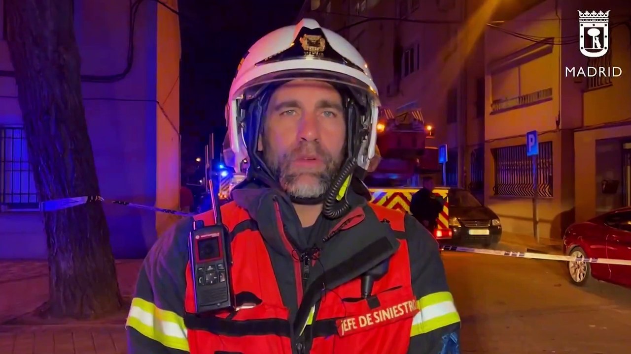 Al menos ocho heridos por incendio en una vivienda en Carabanchel que ha quedado inhabitable