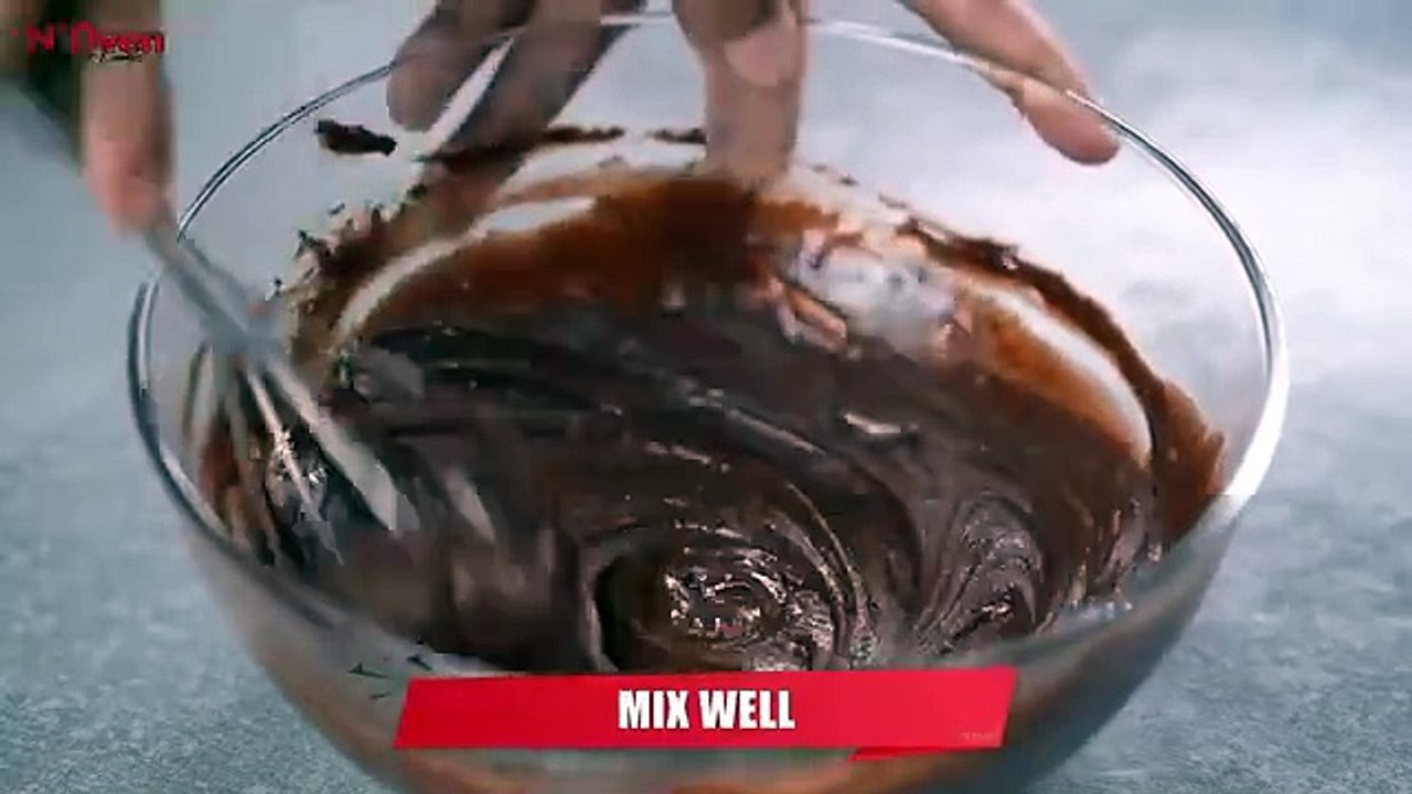 CHOCOLATE WAFER ROLL RECIPE