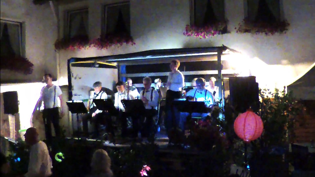 Sing, Sing, Sing [ Saitenwirbeln & Laid Back Jazz Band ]